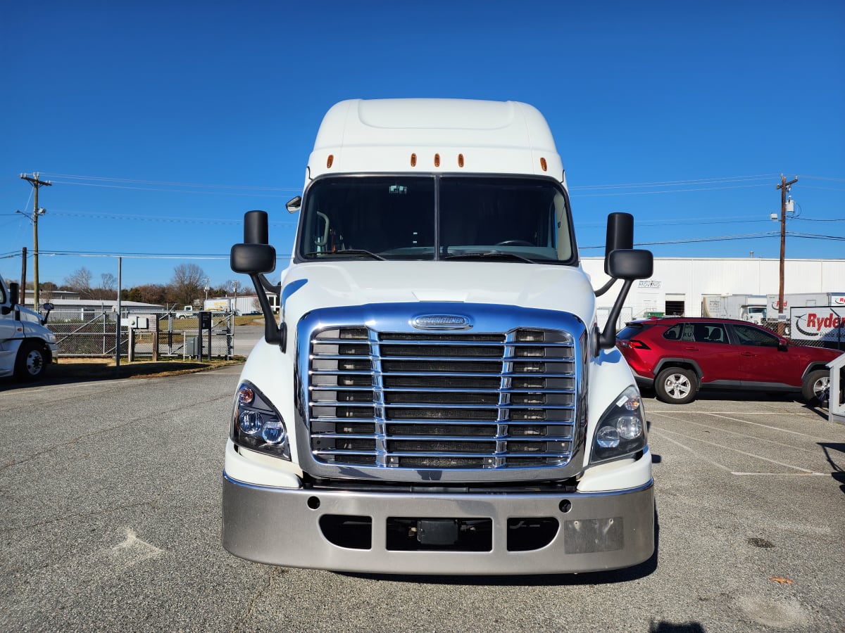 2017 Freightliner/Mercedes CASCADIA 113 663851