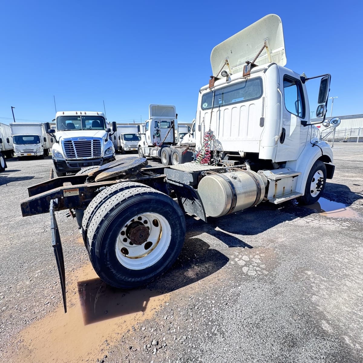 2017 Freightliner/Mercedes M2-112 663897