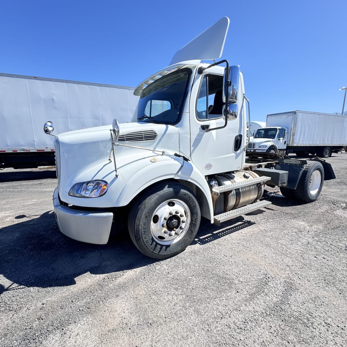 2017 Freightliner/Mercedes M2-112 663897