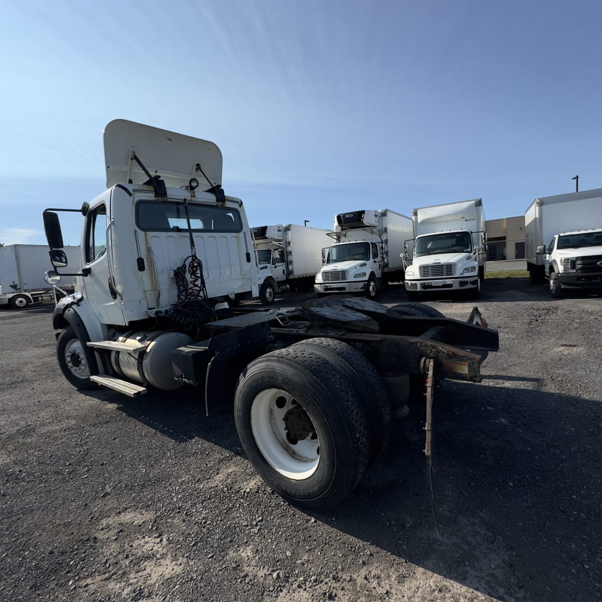 2017 Freightliner/Mercedes M2-112 663898