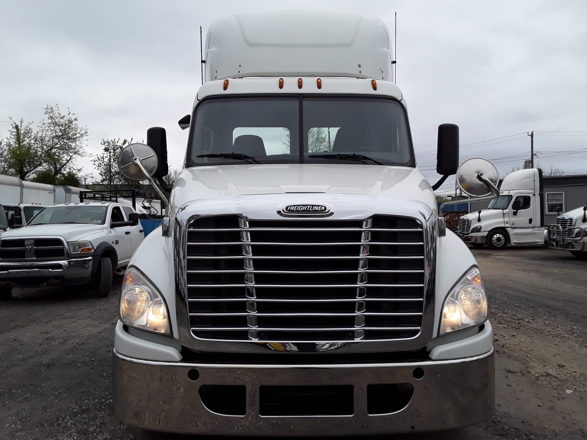 2017 Freightliner/Mercedes CASCADIA 125 663912