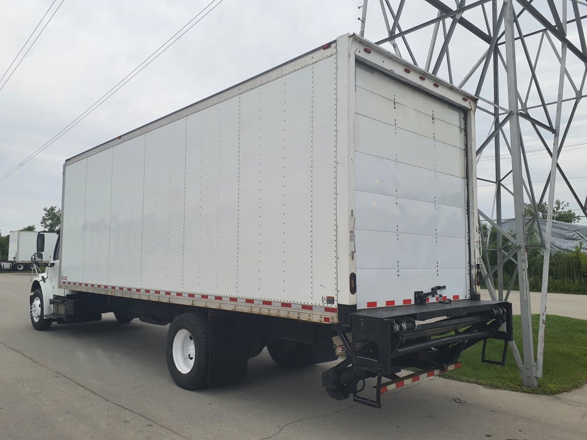 2017 Freightliner/Mercedes M2 106 663947