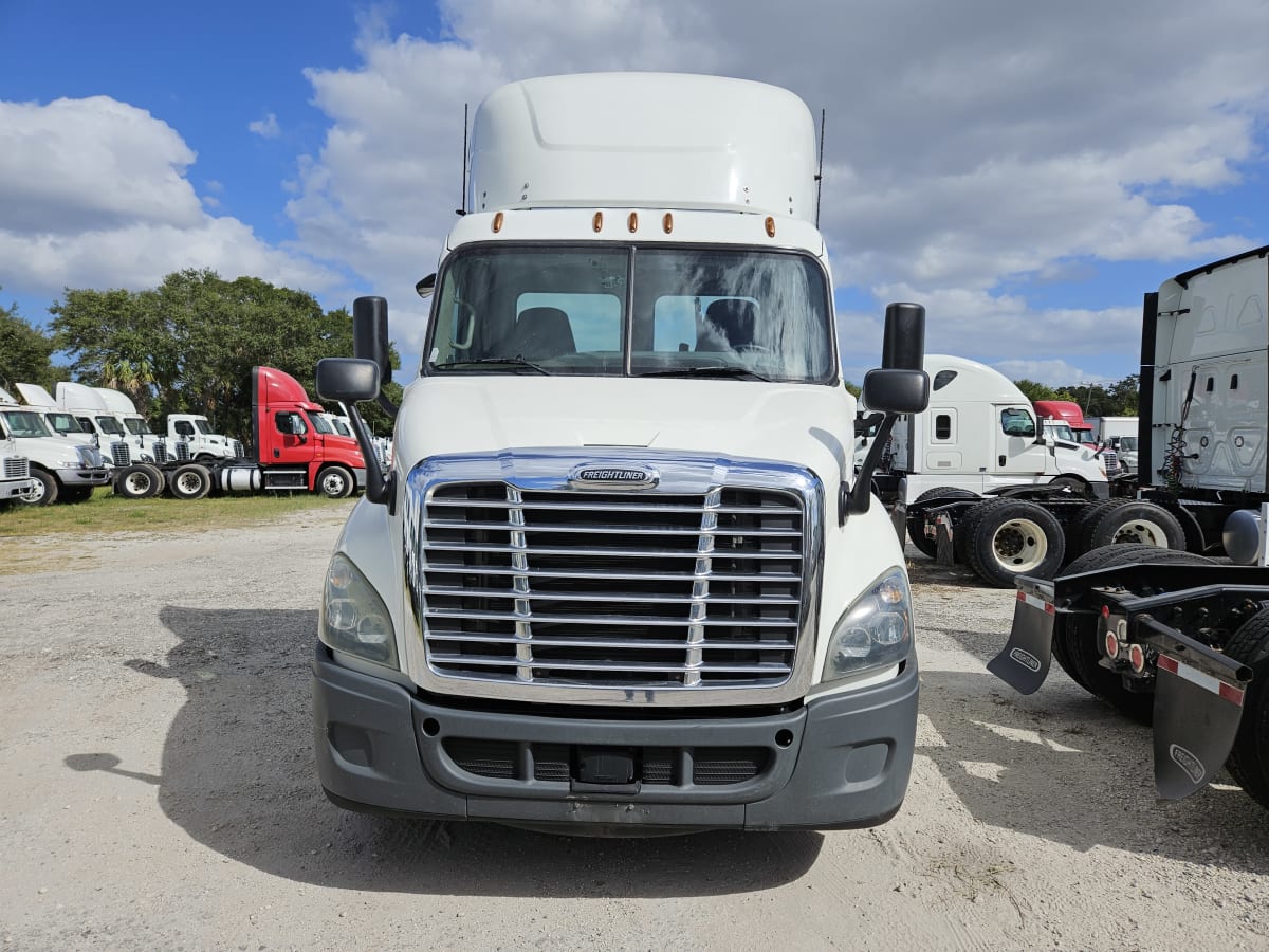 2017 Freightliner/Mercedes CASCADIA 113 664061