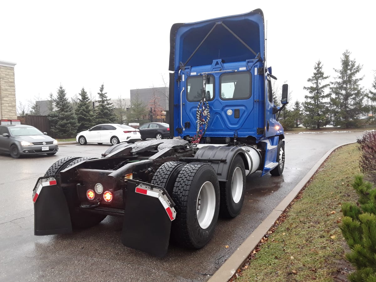 2016 Freightliner/Mercedes CASCADIA 125 664079