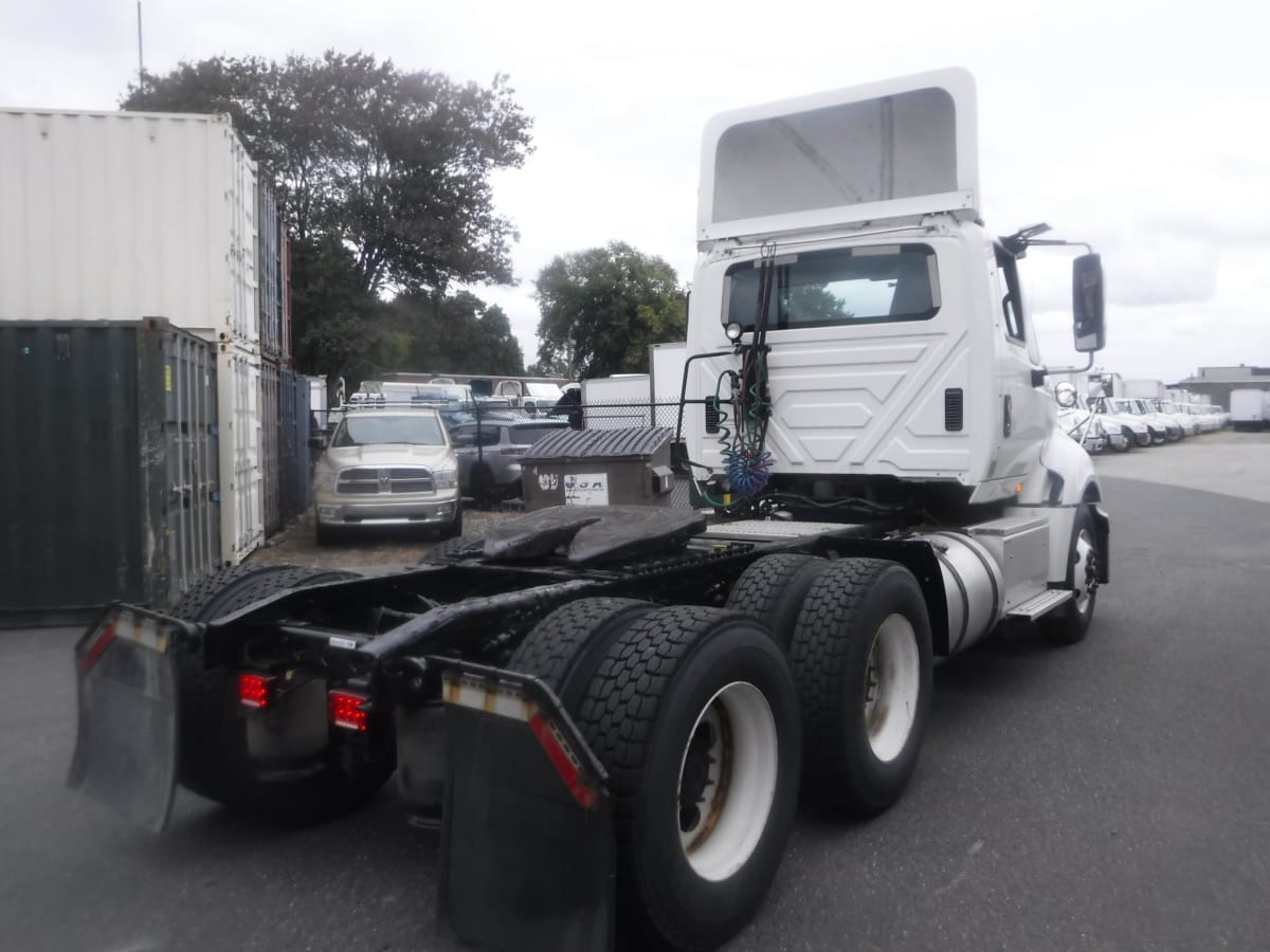 2017 Navistar International PROSTAR 664087