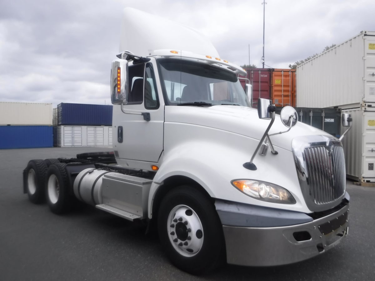 2017 Navistar International PROSTAR 664087