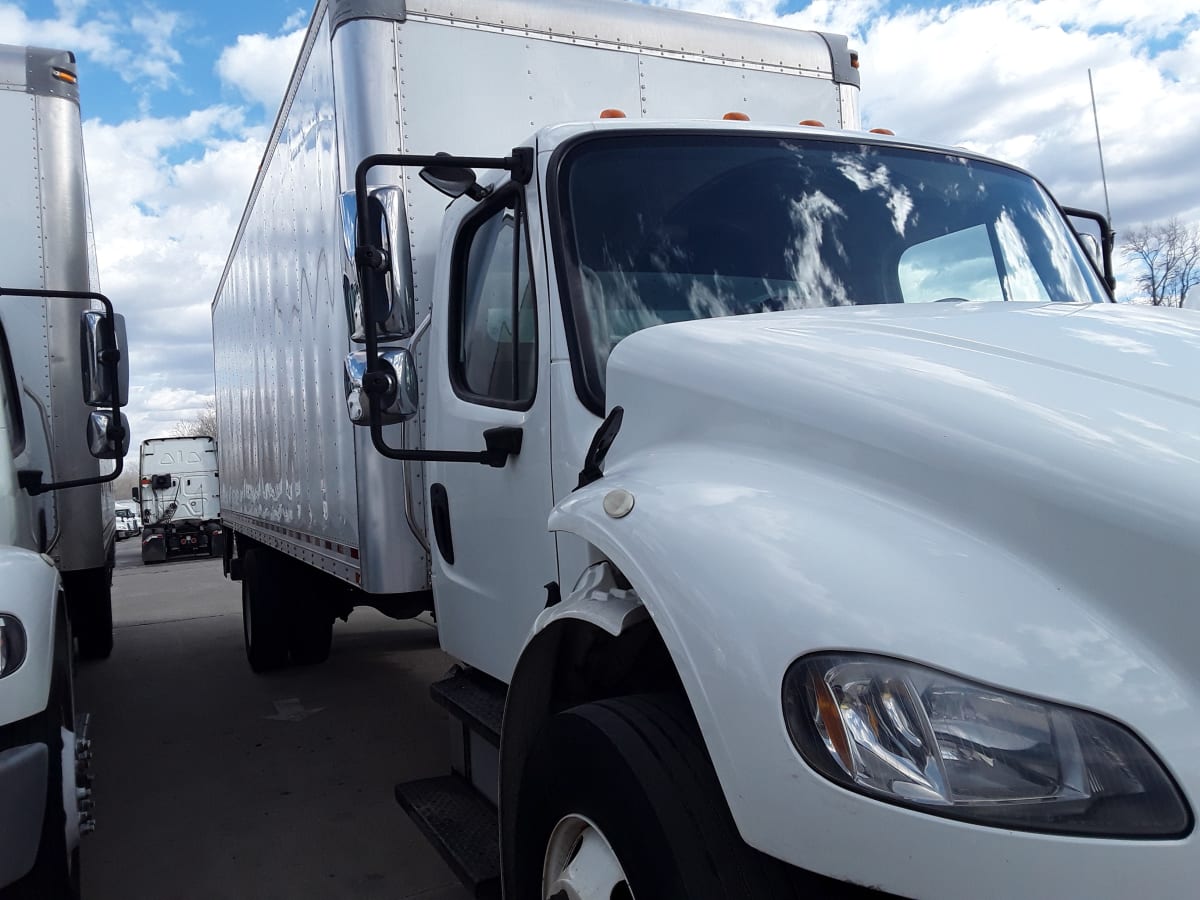 2017 Freightliner/Mercedes M2 106 664120