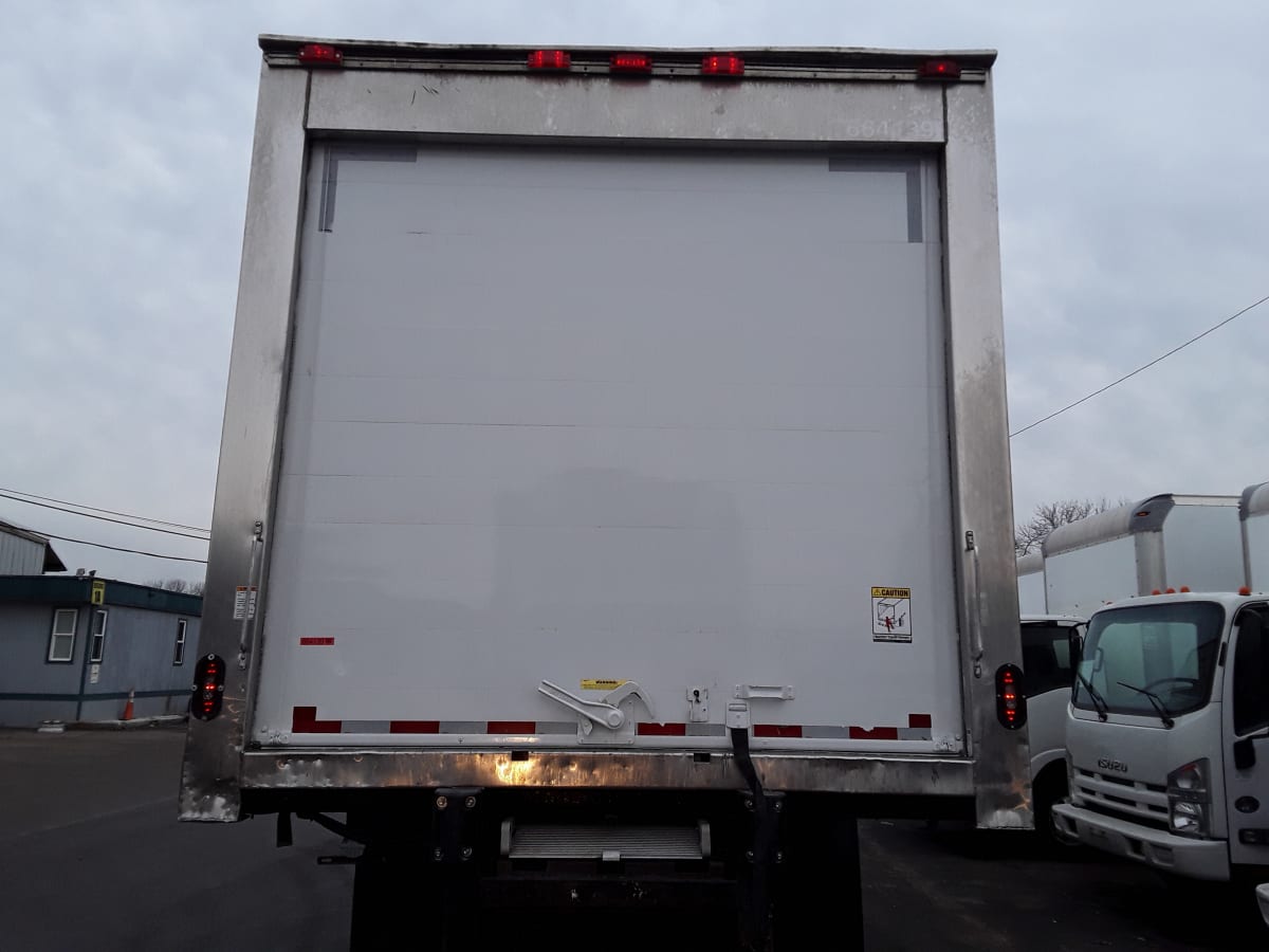 2017 Freightliner/Mercedes M2 106 664139