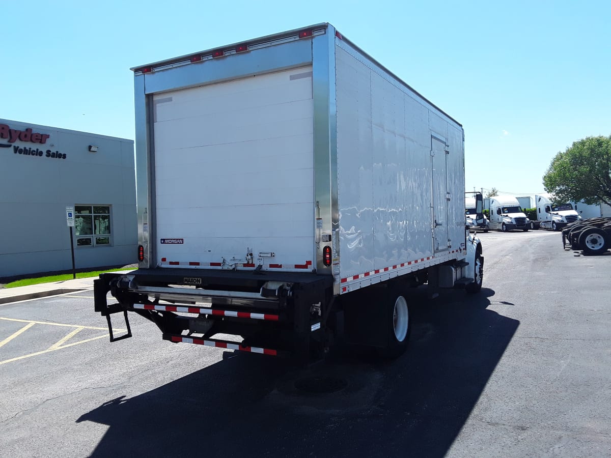 2017 Freightliner/Mercedes M2 106 664176