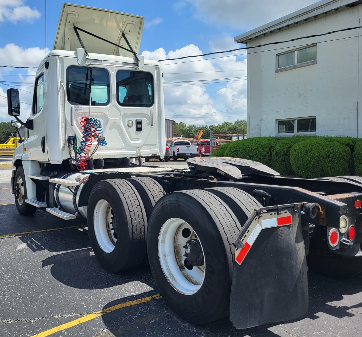 2017 Freightliner/Mercedes CASCADIA 125 664234