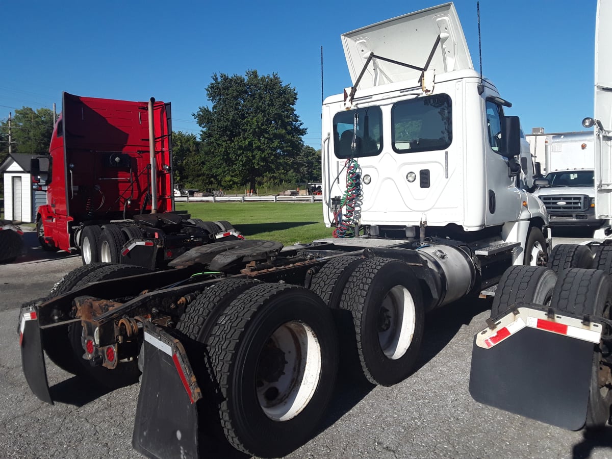 2017 Freightliner/Mercedes CASCADIA 125 664258