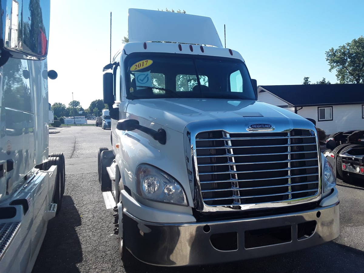 2017 Freightliner/Mercedes CASCADIA 125 664258