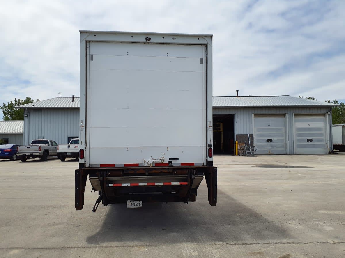 2017 Freightliner/Mercedes M2 106 664619