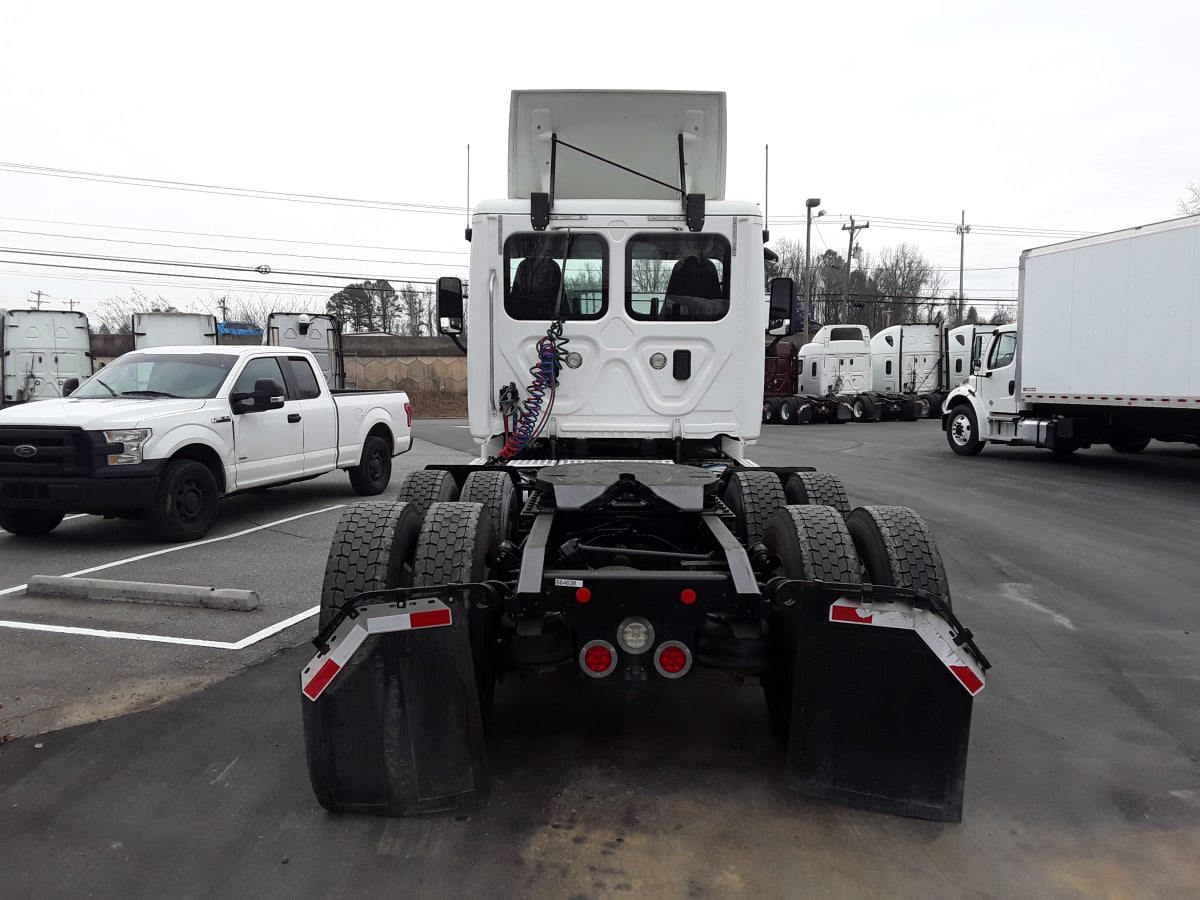 2017 Freightliner/Mercedes CASCADIA 125 664638