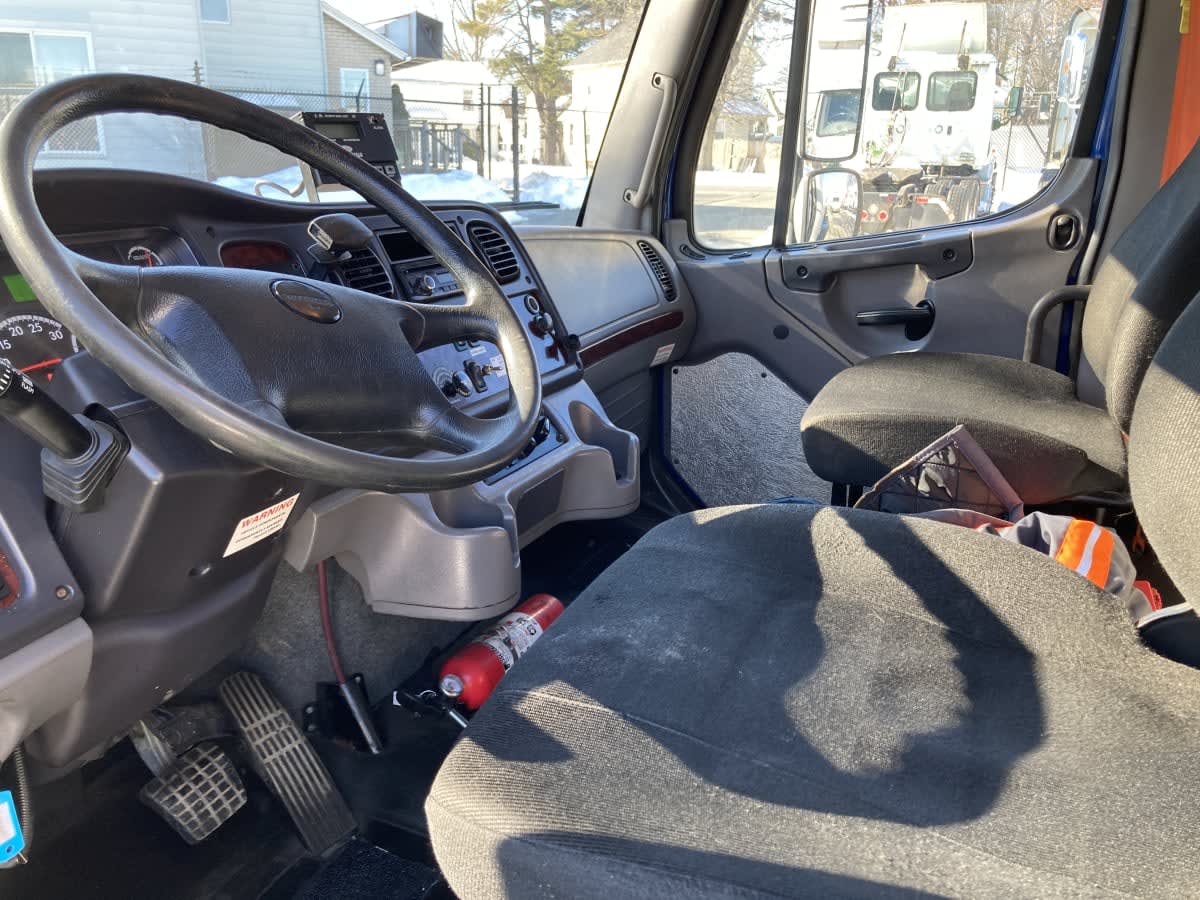 2017 Freightliner/Mercedes M2 106 664754