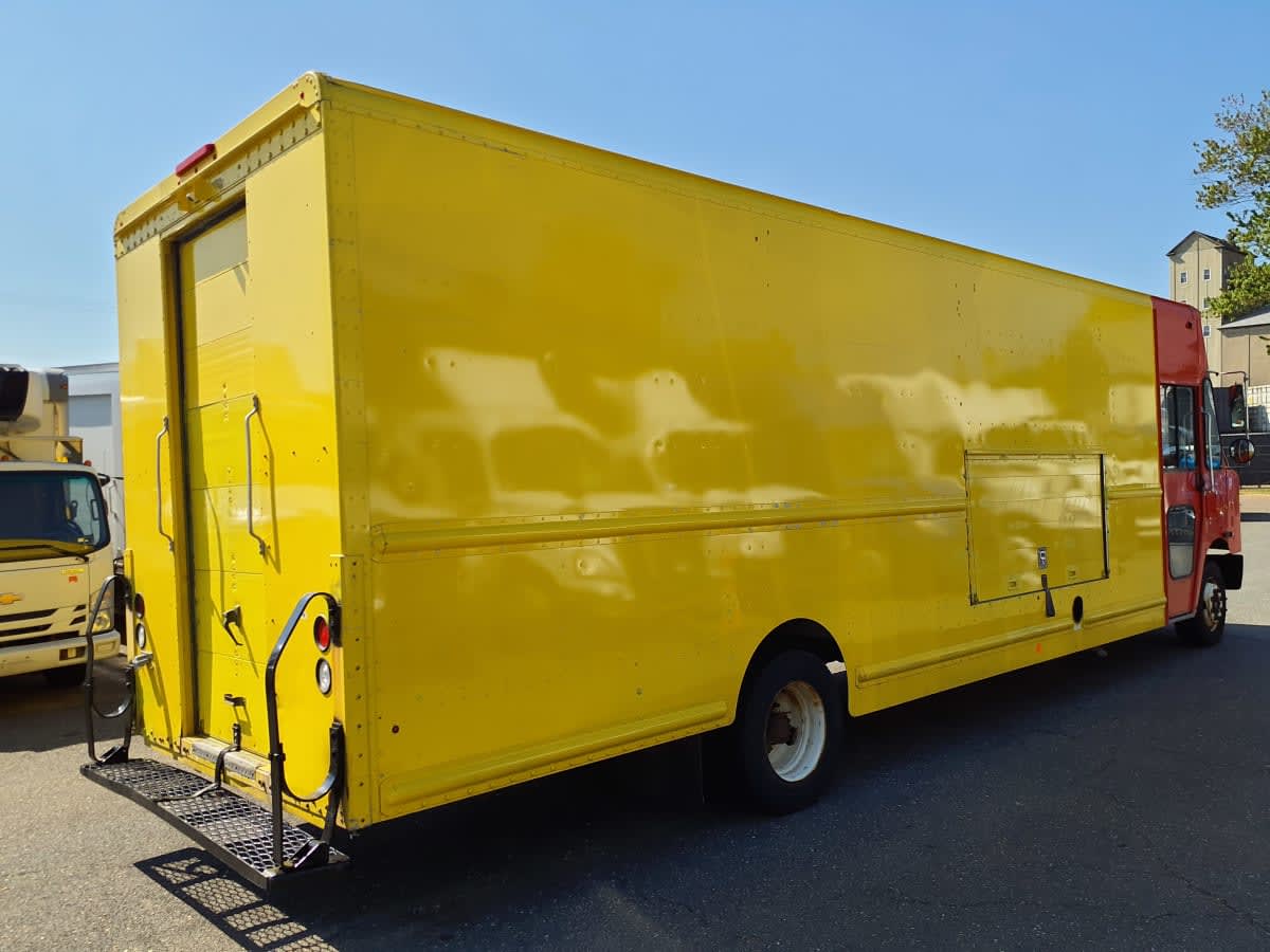 2017 Frtlr Custom Chassis Corp MT-55 WALK-IN 664880