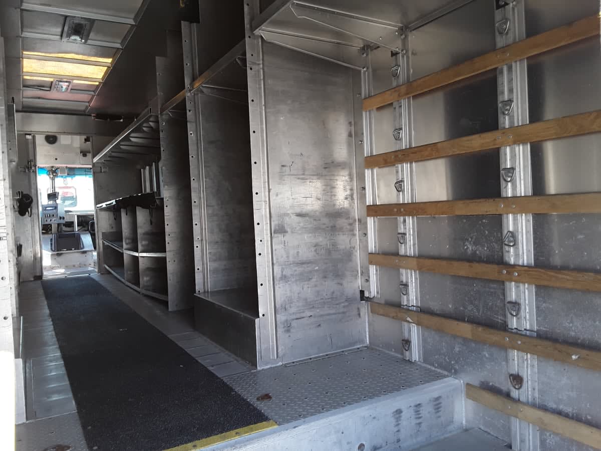 2017 Frtlr Custom Chassis Corp MT-55 WALK-IN 664916