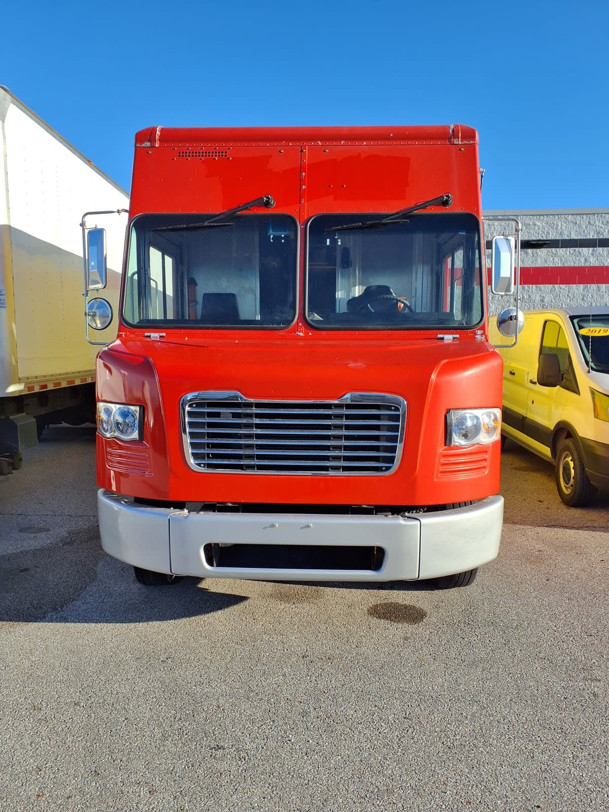 2017 Frtlr Custom Chassis Corp MT55 664918