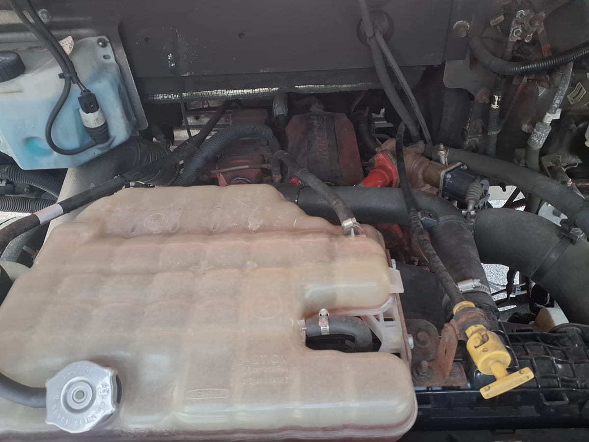 2017 Frtlr Custom Chassis Corp MT-55 WALK-IN 664919