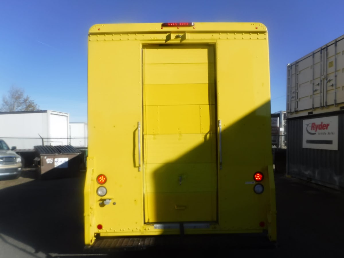 2017 Frtlr Custom Chassis Corp MT-55 WALK-IN 664923