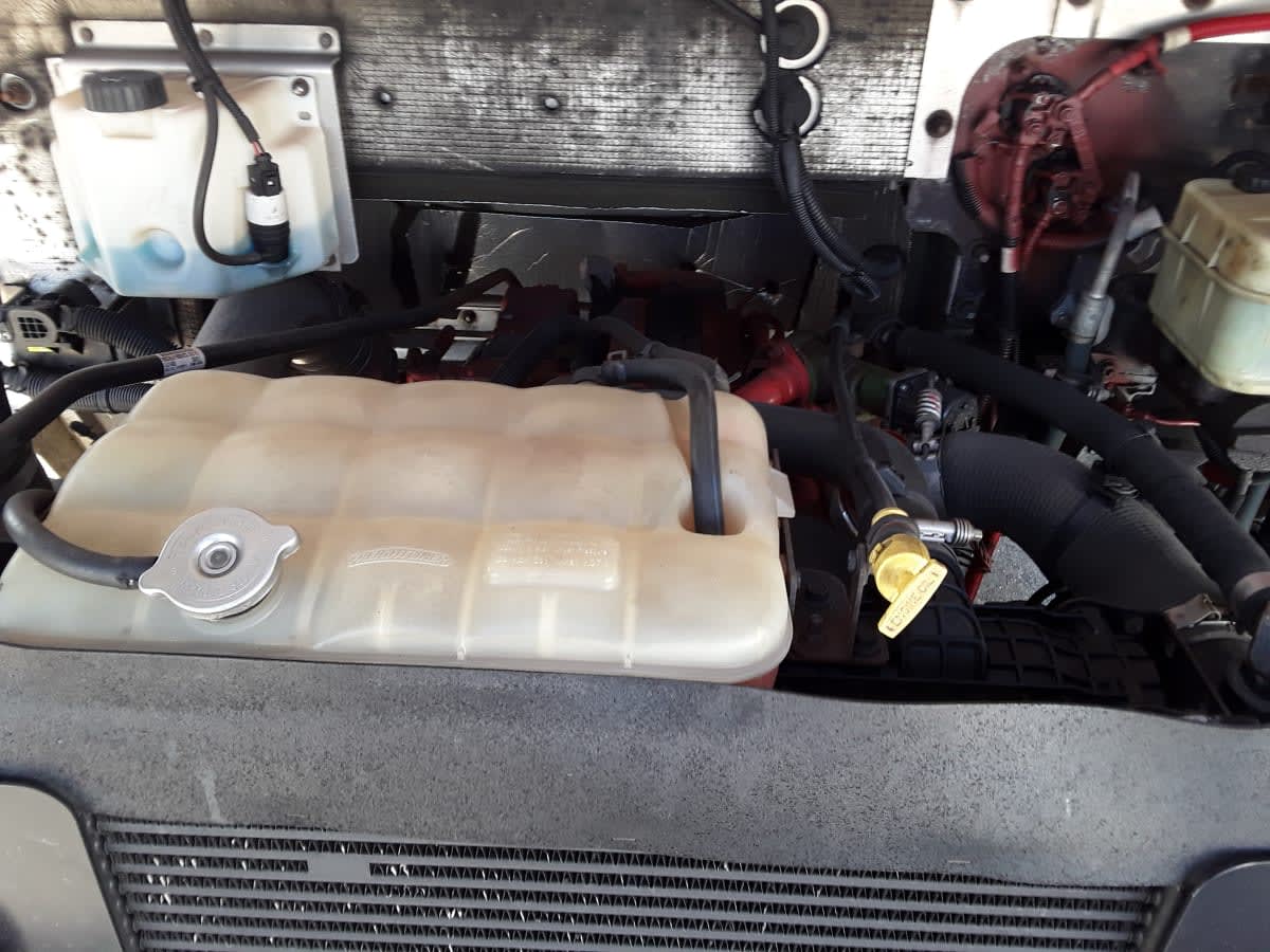 2017 Frtlr Custom Chassis Corp MT-55 WALK-IN 664947