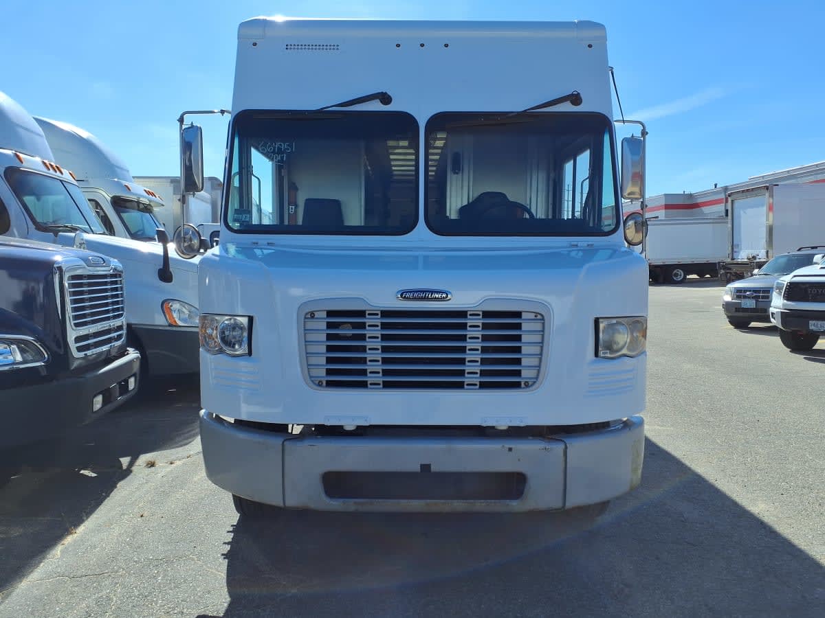 2017 Frtlr Custom Chassis Corp MT-55 WALK-IN 664951