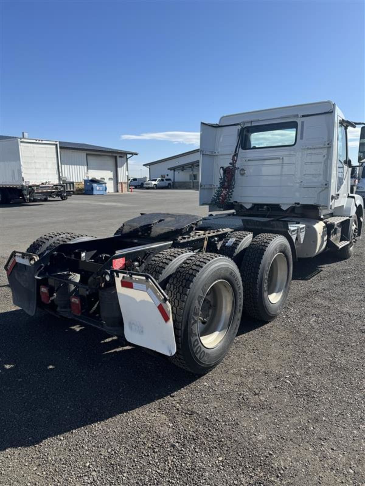 2017 Volvo VNL64TRACTOR 664996