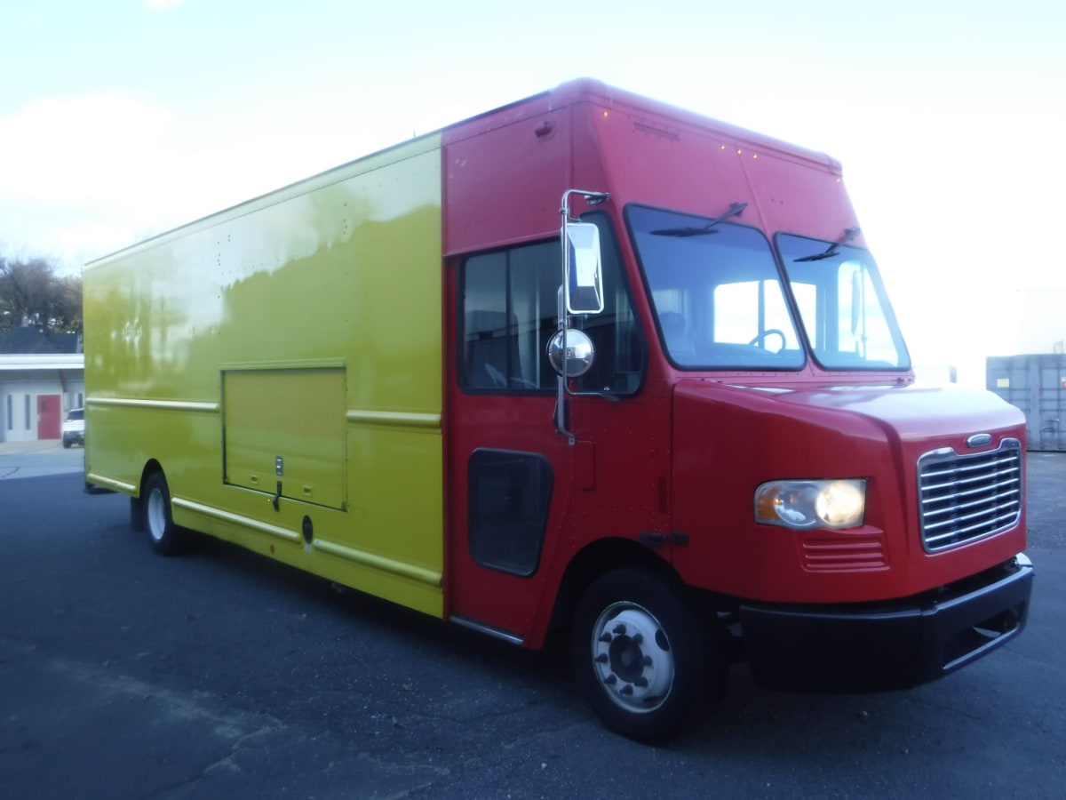 2017 Frtlr Custom Chassis Corp MT-55 WALK-IN 664999