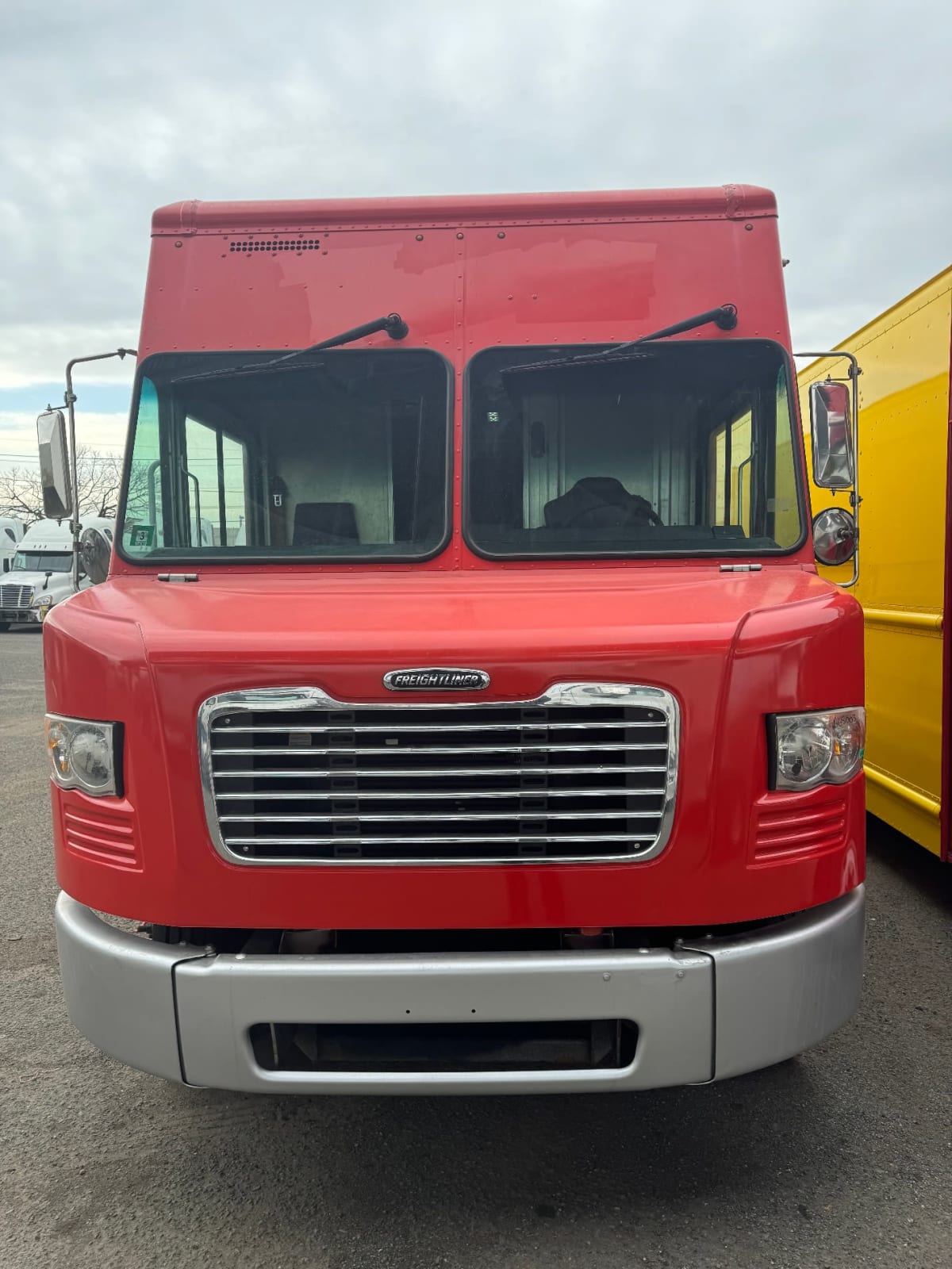 2017 Frtlr Custom Chassis Corp MT-55 WALK-IN 665003