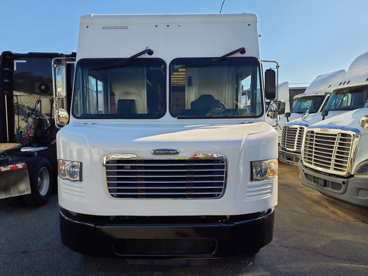 2017 Frtlr Custom Chassis Corp MT-55 WALK-IN 665008