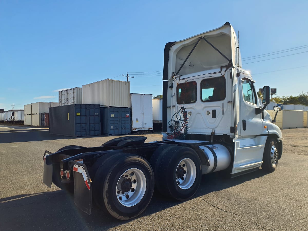 2017 Freightliner/Mercedes CASCADIA 125 665014