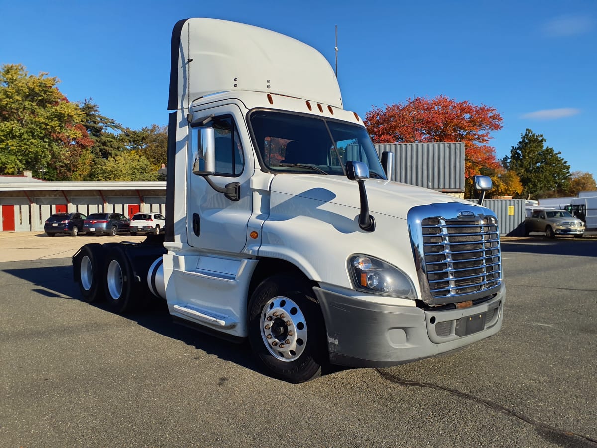 2017 Freightliner/Mercedes CASCADIA 125 665014