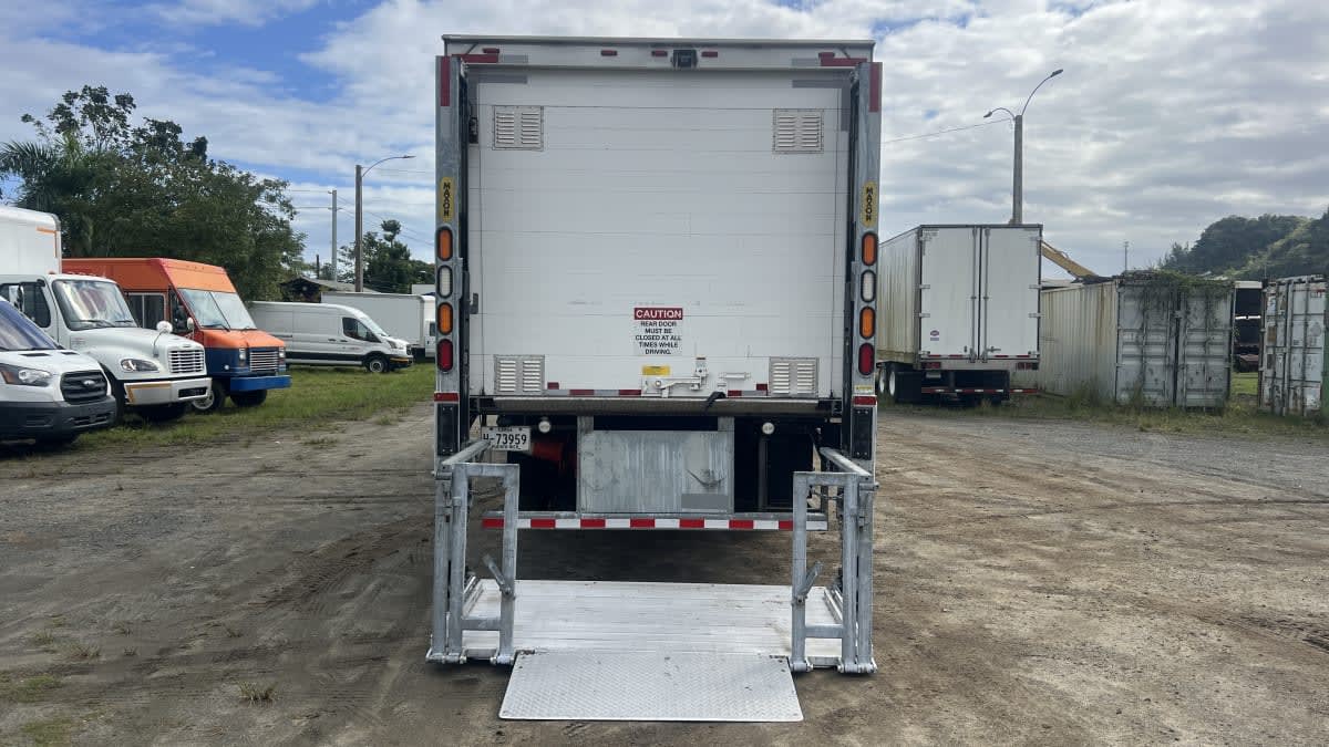 2017 Freightliner/Mercedes M2 106 665020