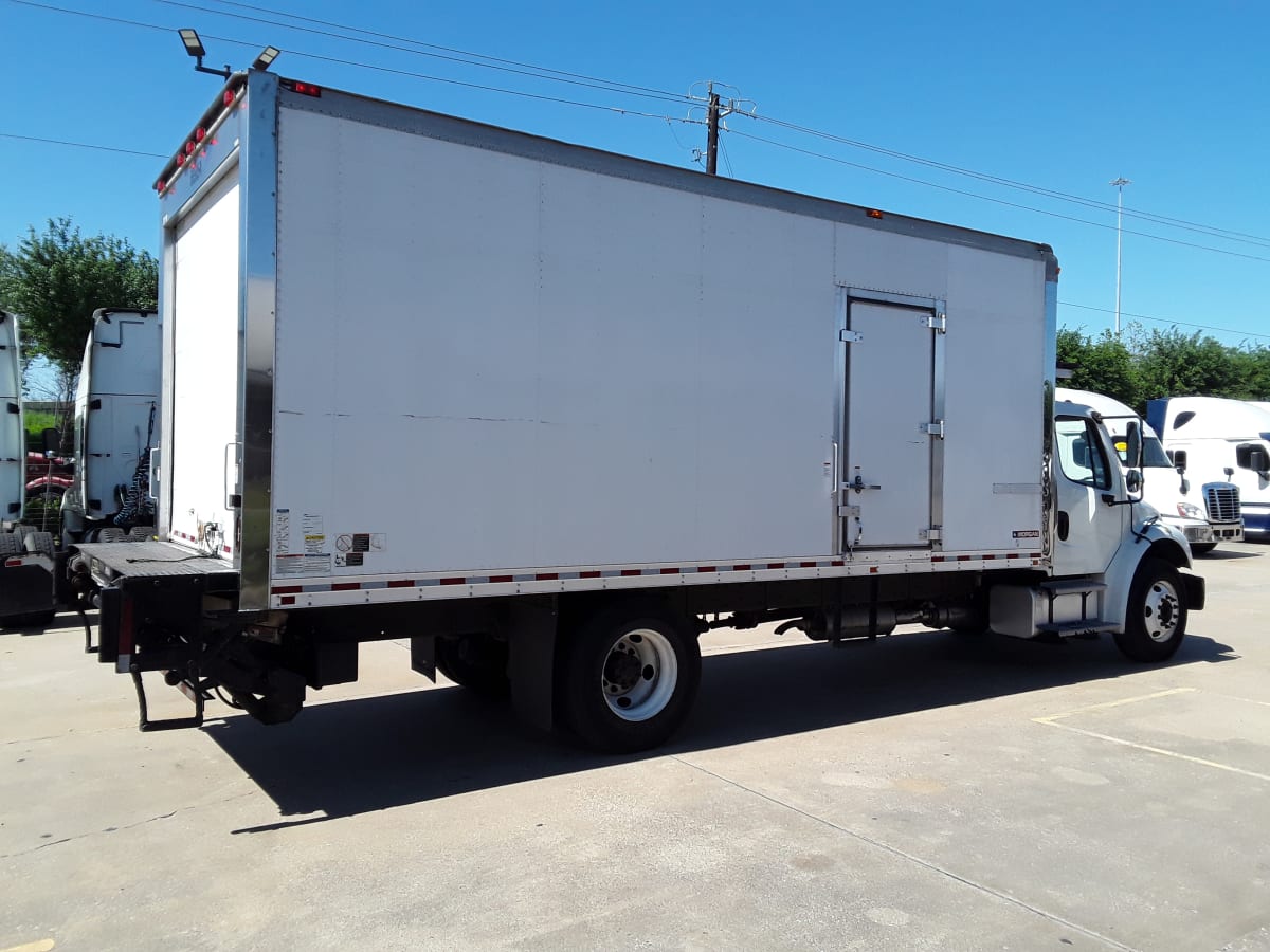 2017 Freightliner/Mercedes M2 106 665054