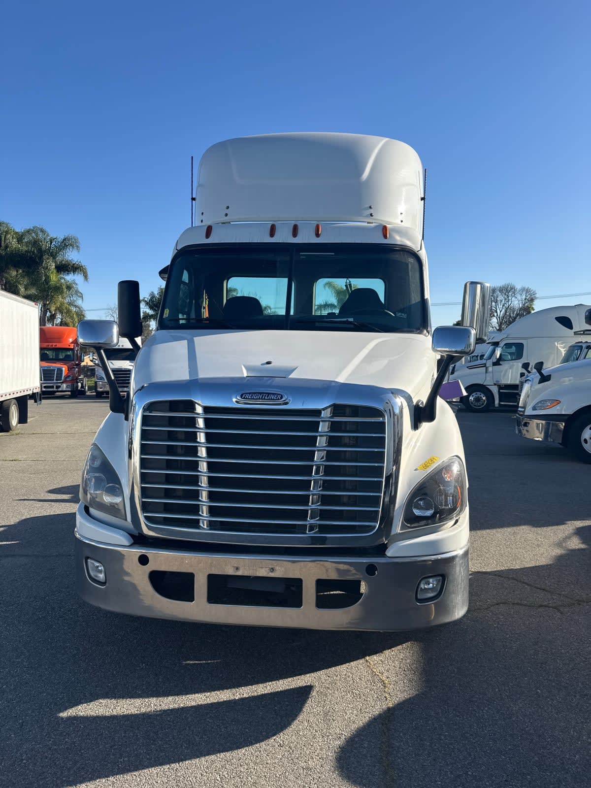 2017 Freightliner - image 2