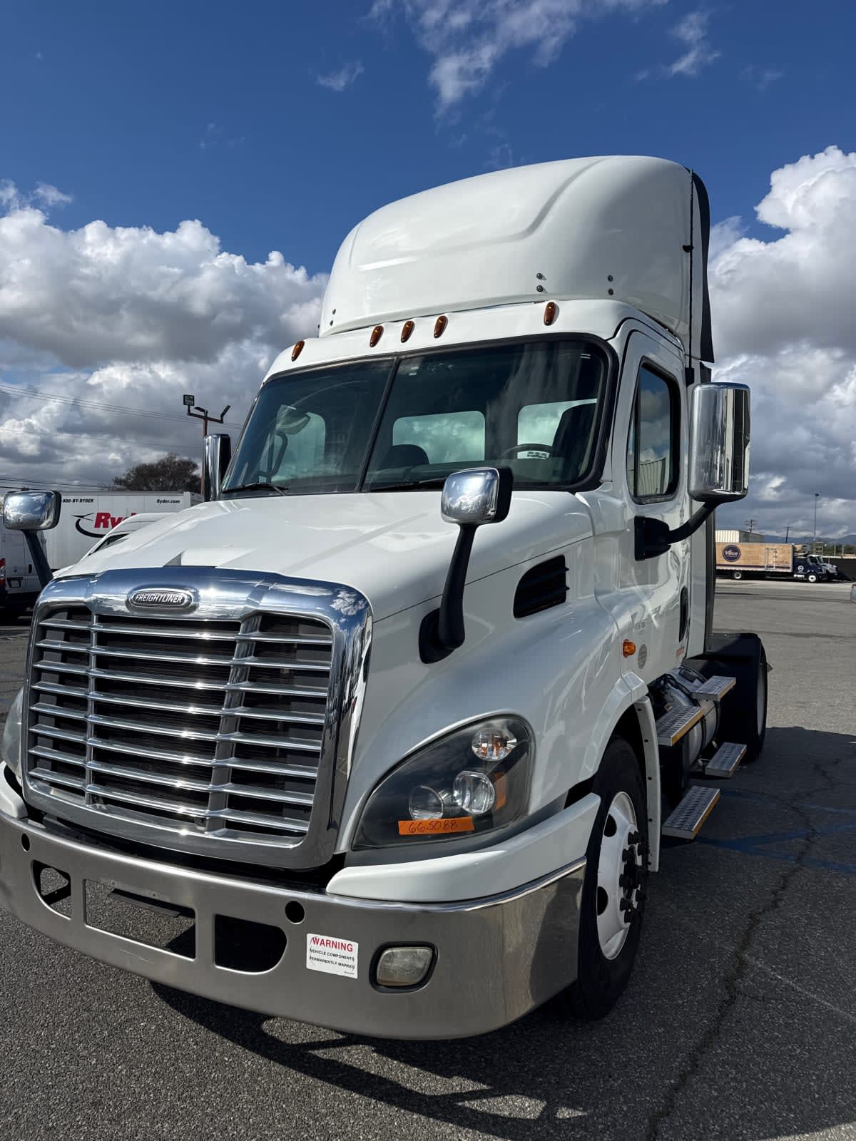 2017 Freightliner - image 1