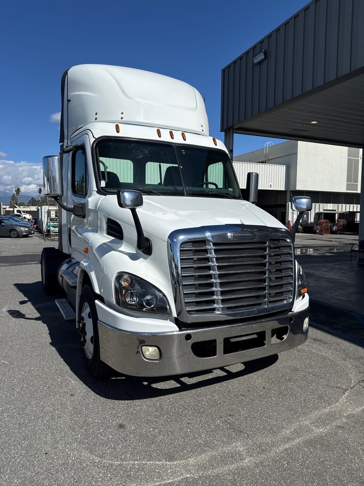 2017 Freightliner - image 1