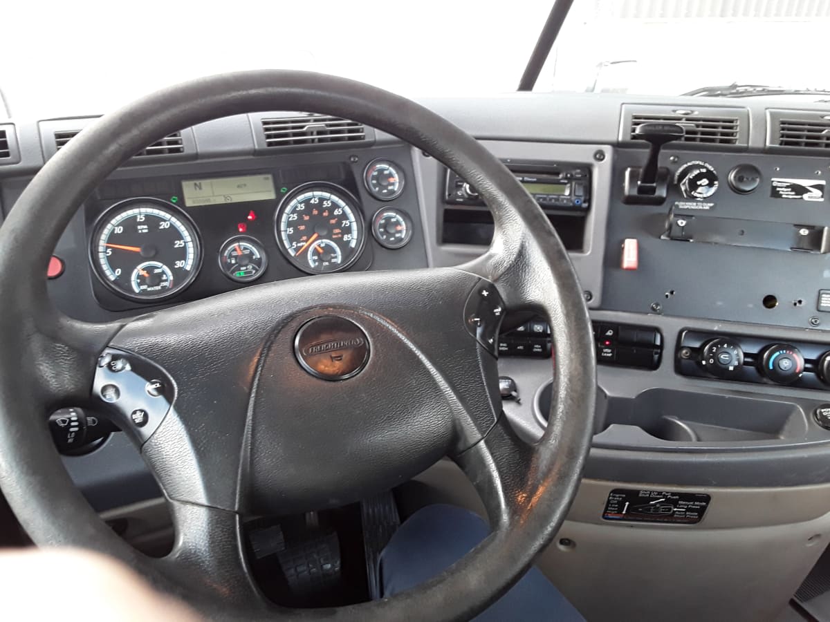 2017 Freightliner/Mercedes CASCADIA 113 665103