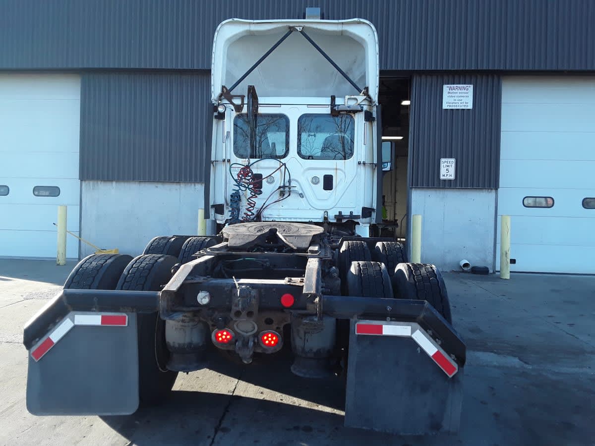 2017 Freightliner/Mercedes CASCADIA 113 665110