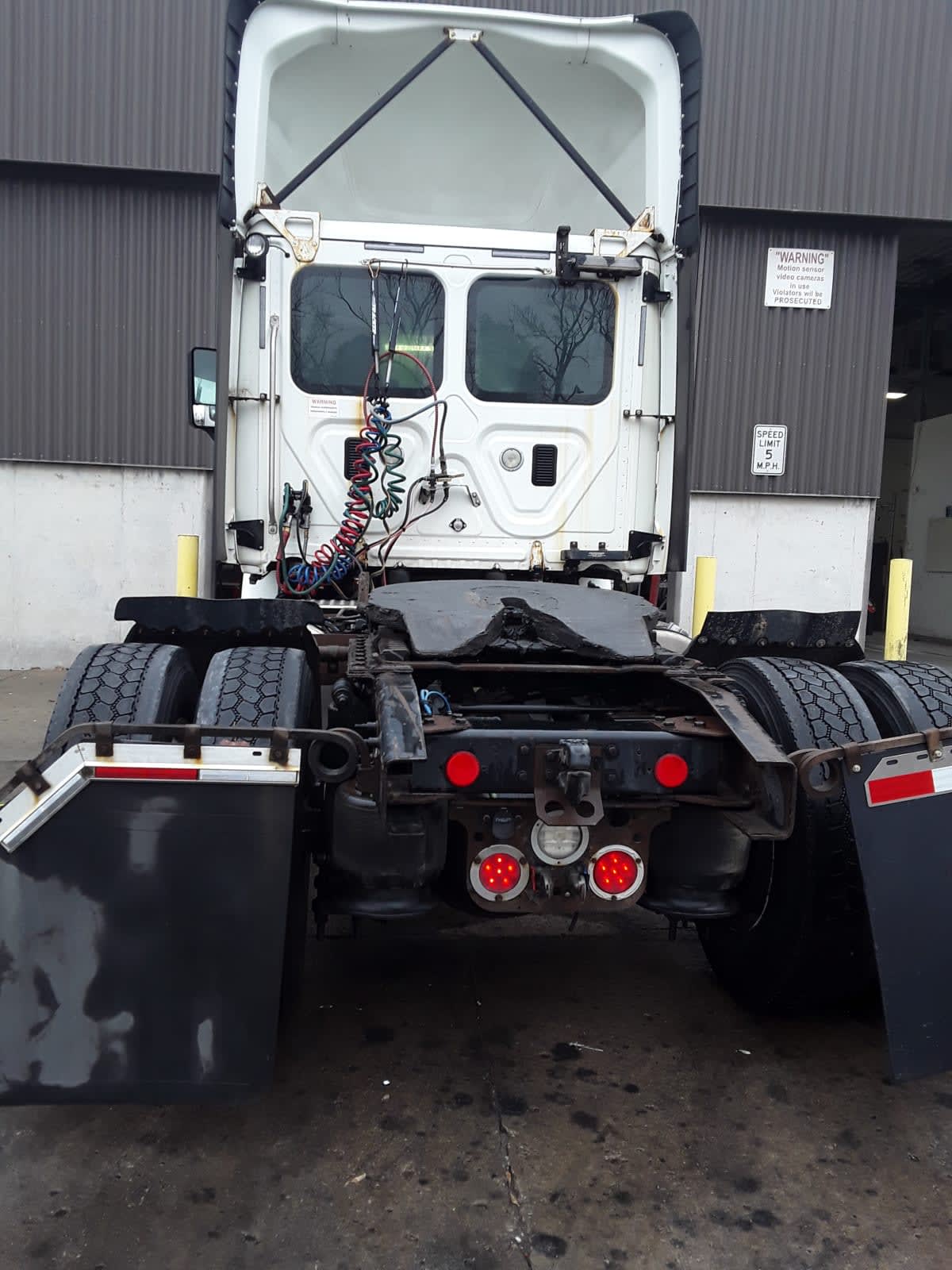 2017 Freightliner/Mercedes CASCADIA 113 665112