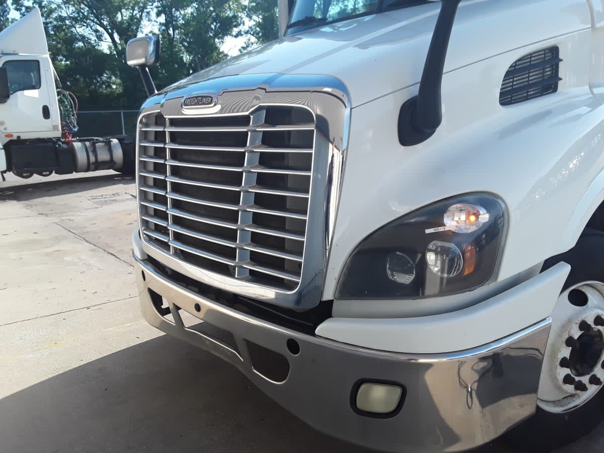 2017 Freightliner CASCADIA 113 665119