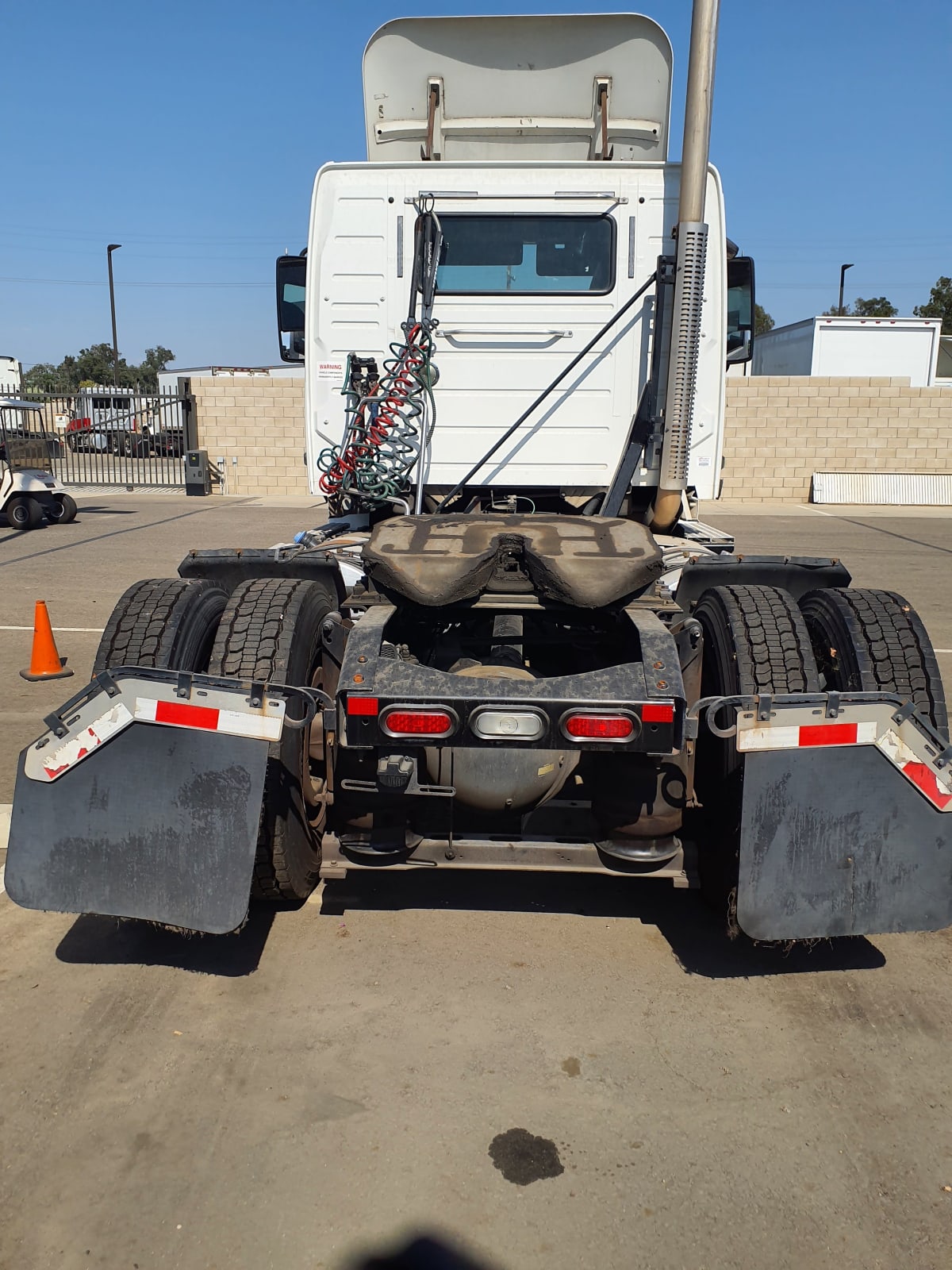 2017 Volvo VNM42TRACTOR 665152