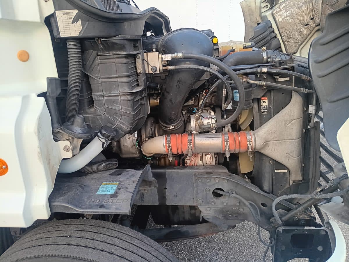 2017 Freightliner - image 9