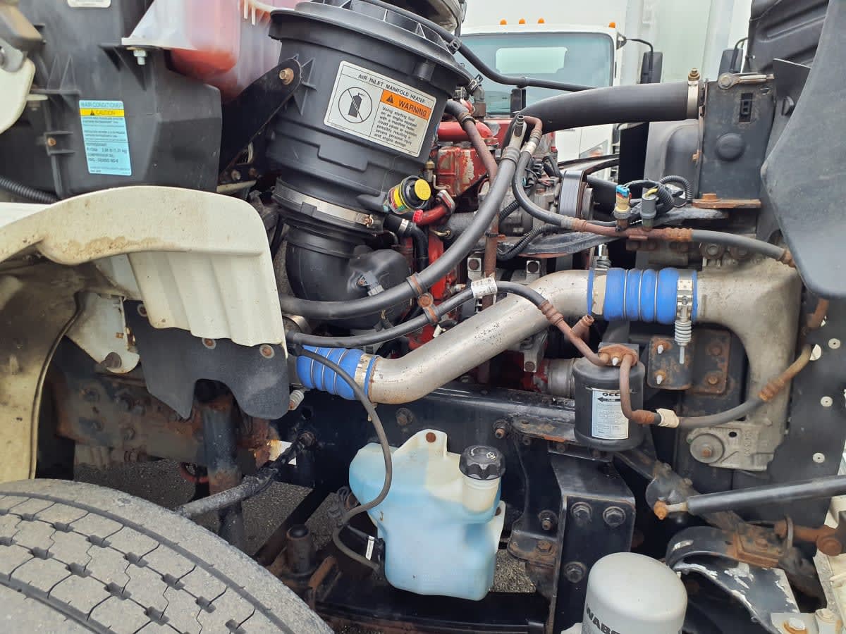 2017 Freightliner M2 106 - image 14