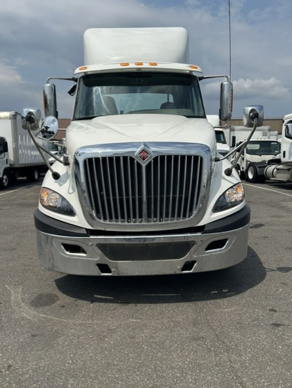 2017 International ProStar in Farmingdale, NY — photo 2