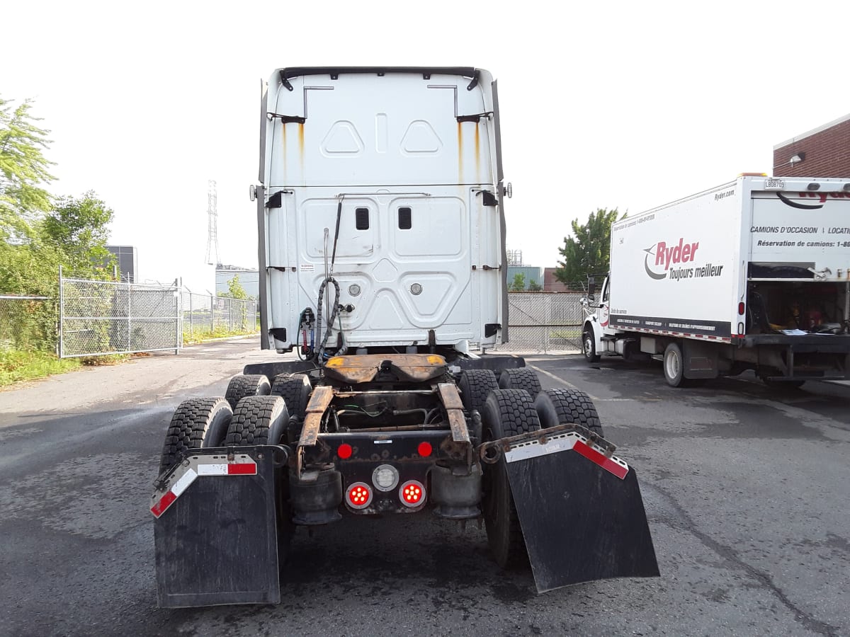 2017 Freightliner/Mercedes CASCADIA 125 665239