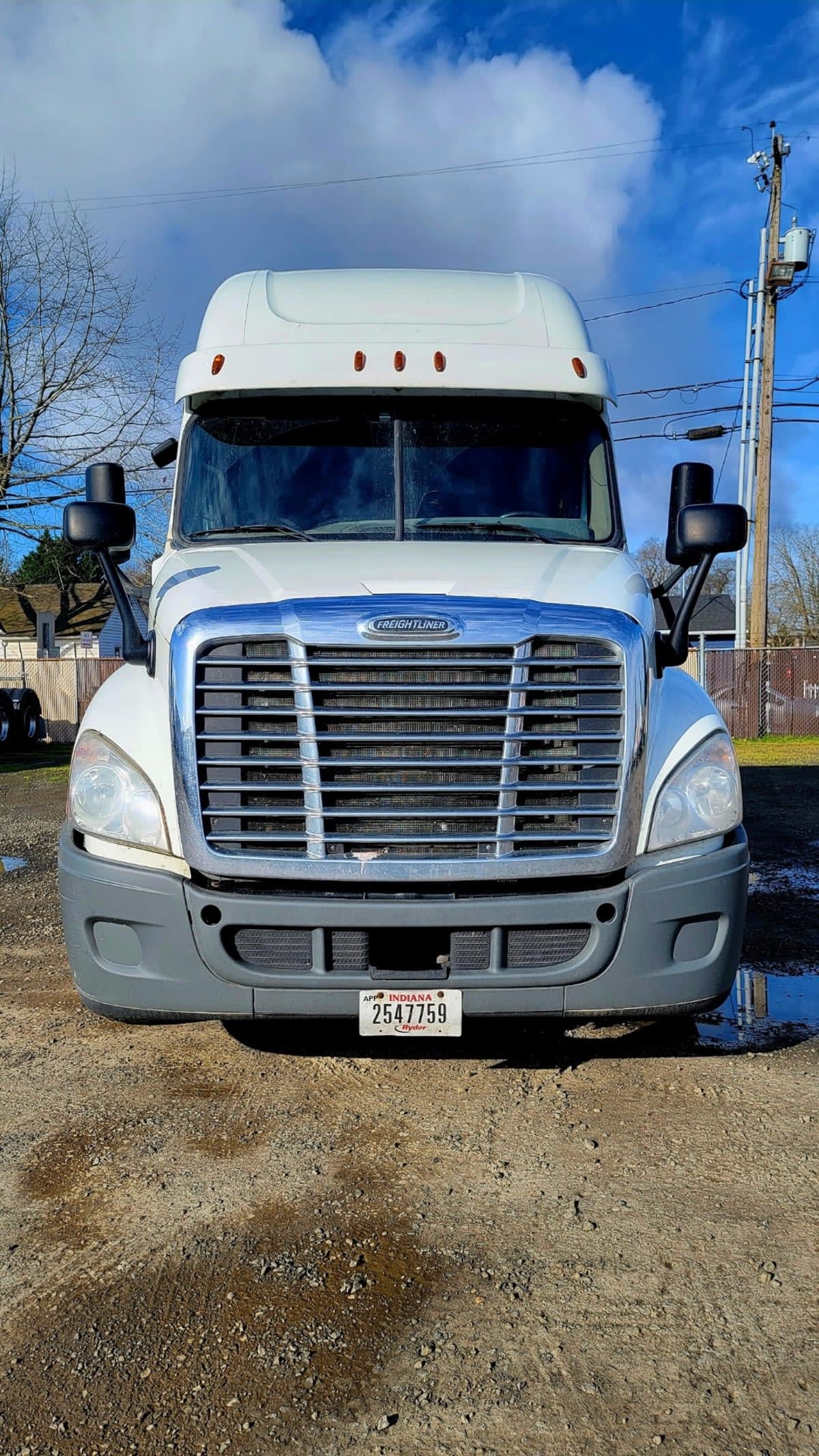 2017 Freightliner - image 2