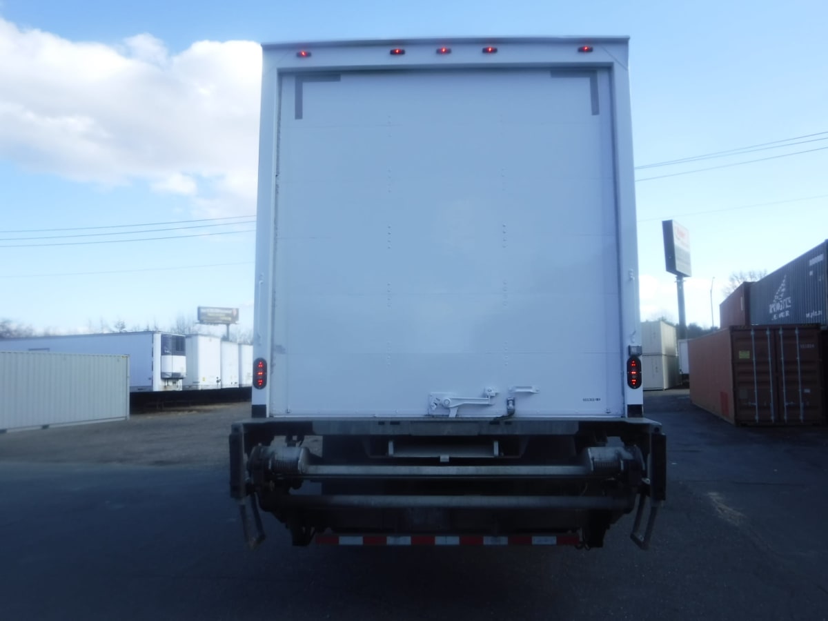 2017 Hino HINO 268 665369