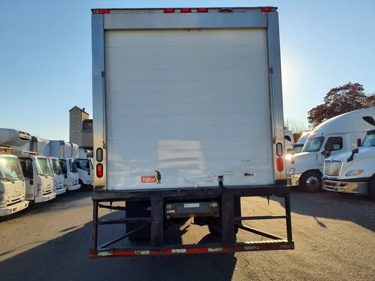 2017 Navistar International 4300 665379