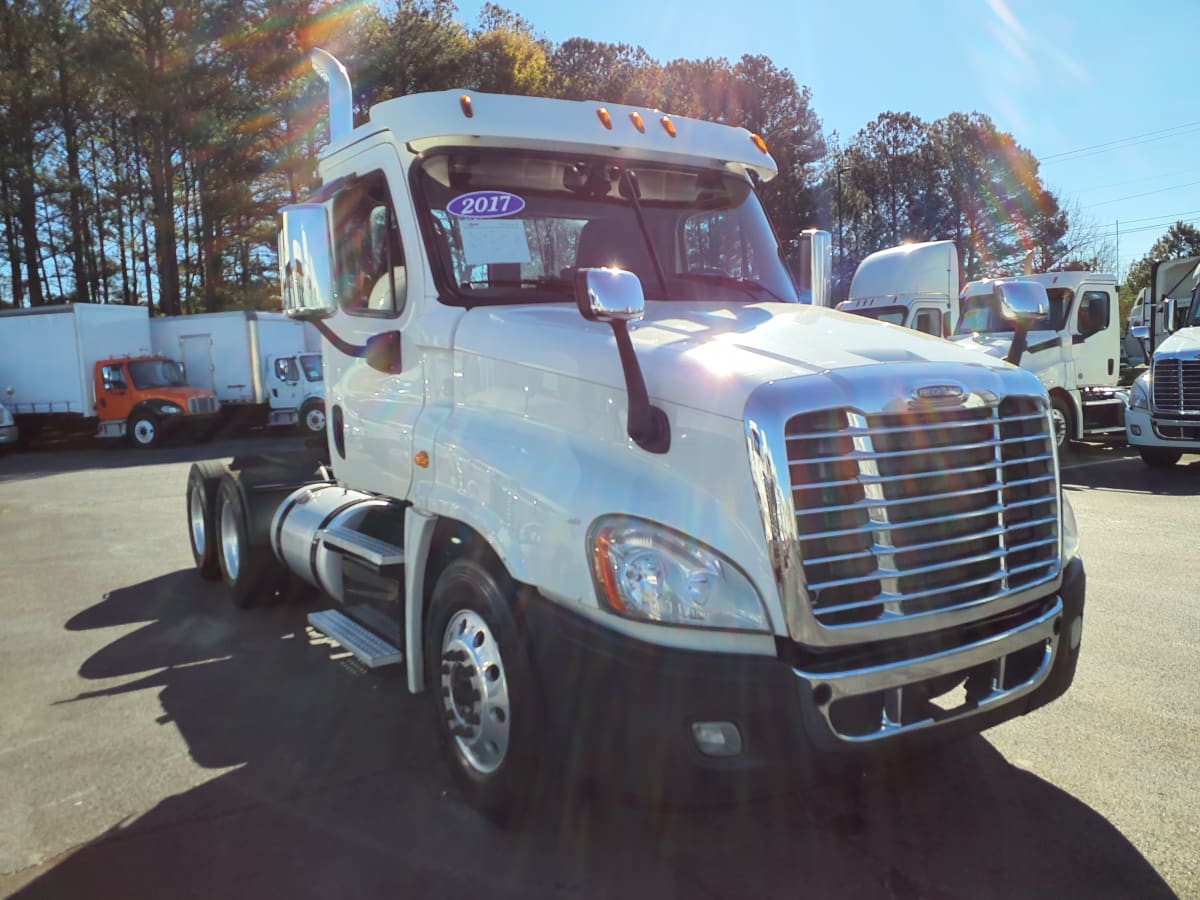 2017 Freightliner/Mercedes CASCADIA 125 665396